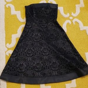 White House Black Market Gown